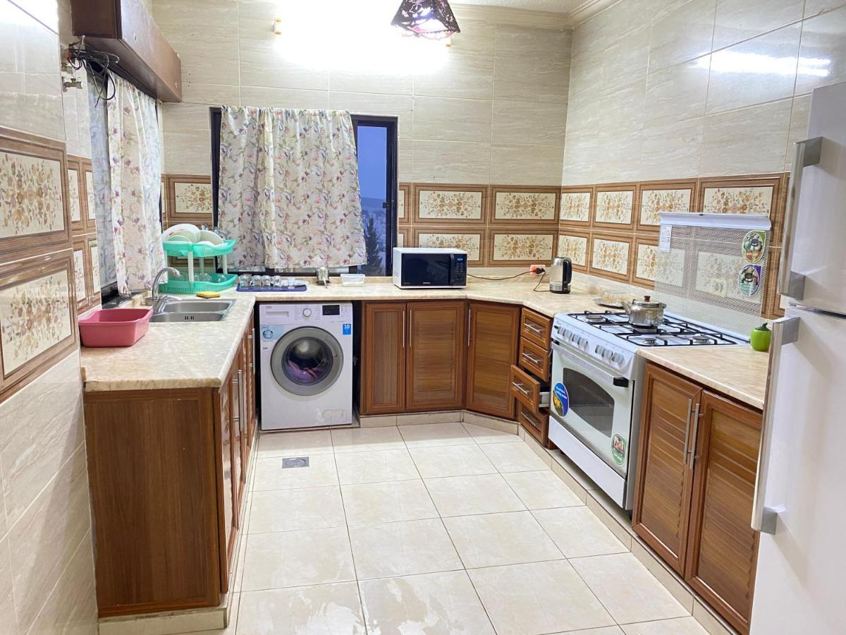 Appartement Jerash Gate à Jarash Extérieur photo